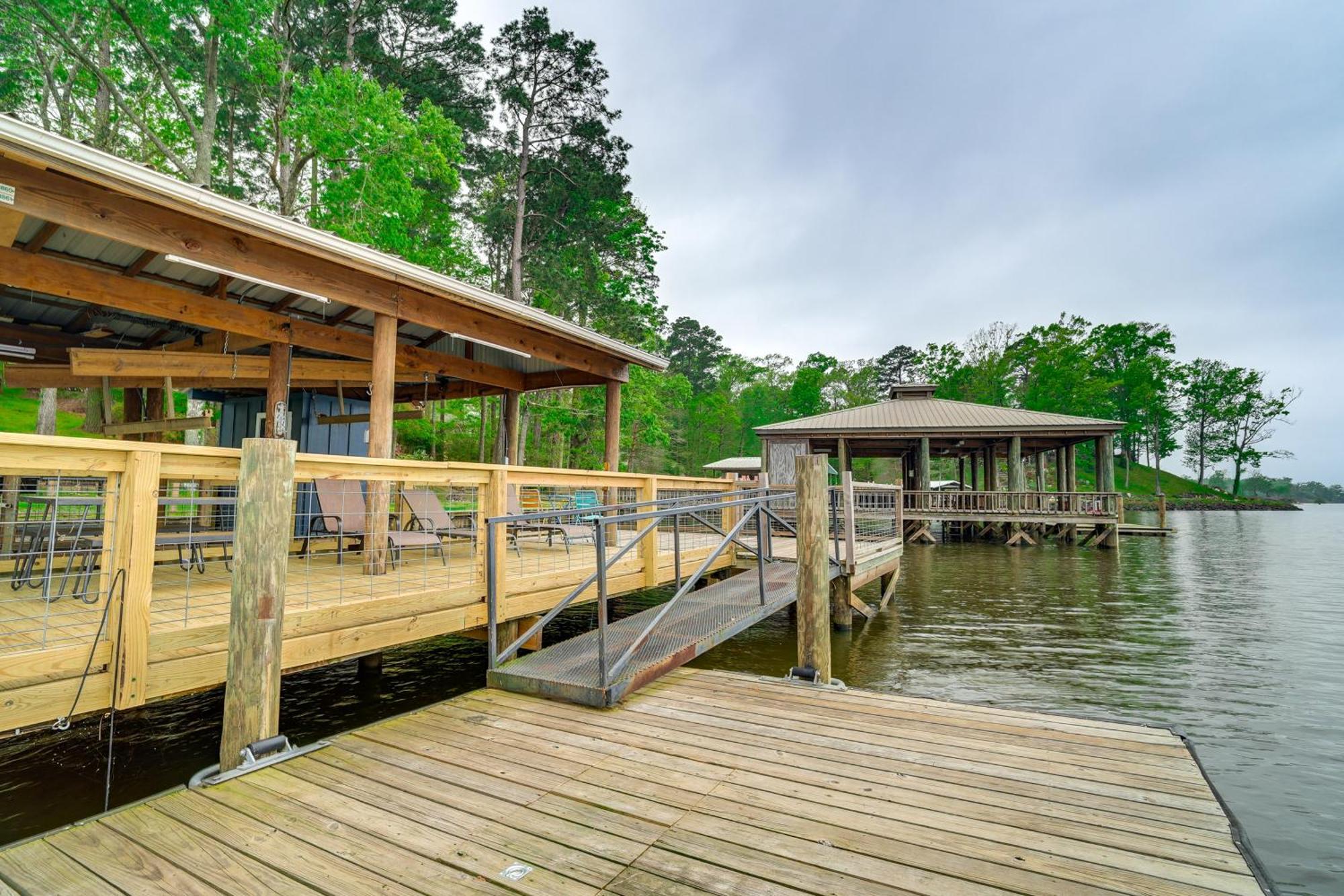 Waterfront House On Toledo Bend With Private Dock! Villa Alliance ภายนอก รูปภาพ